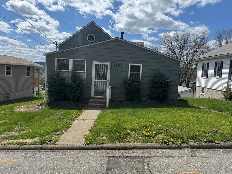 105 SYCAMORE AVE, Moundsville, WV 43716