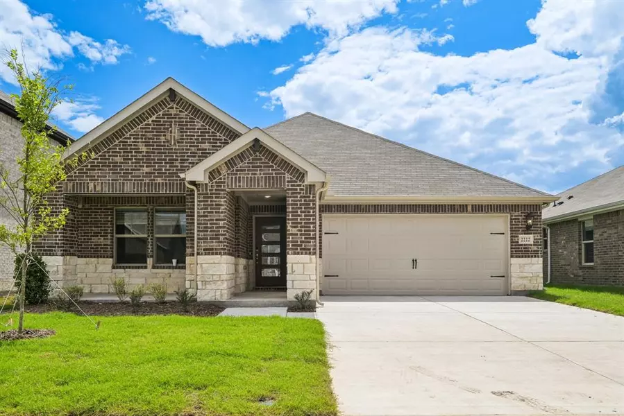 2222 Lone Star Lane, Seagoville, TX 75159
