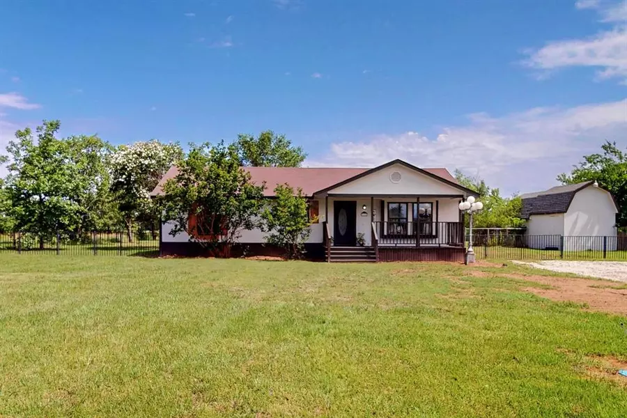 216 County Road 3318, Greenville, TX 75402
