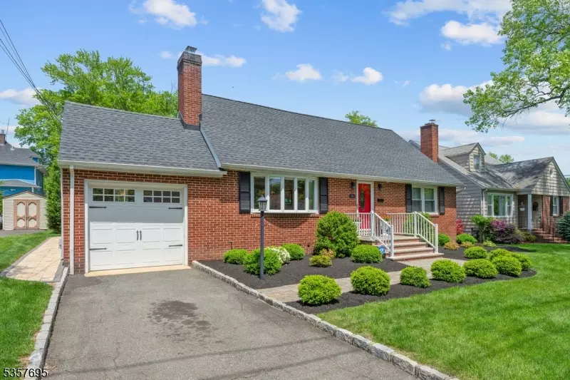 206 Hickory Ave, Garwood Boro, NJ 07027