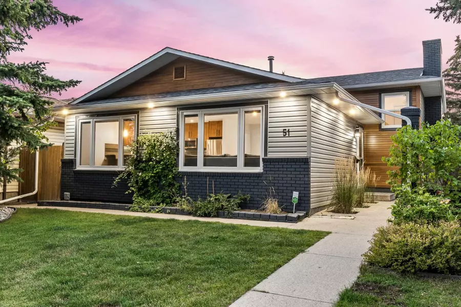 51 Whitewood Bay NE, Calgary, AB T1Y 3N3