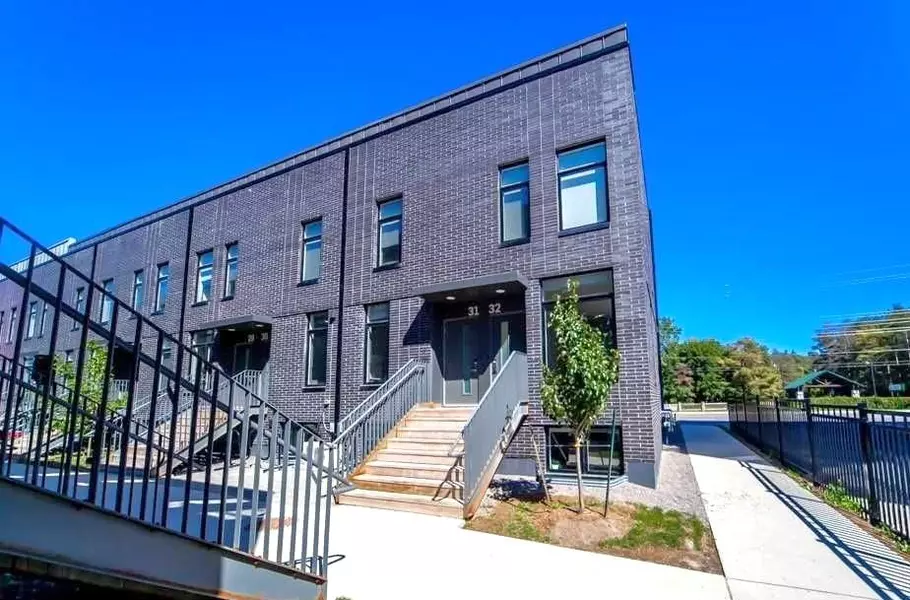 1720 Simcoe ST N #32, Oshawa, ON L1G 0C3