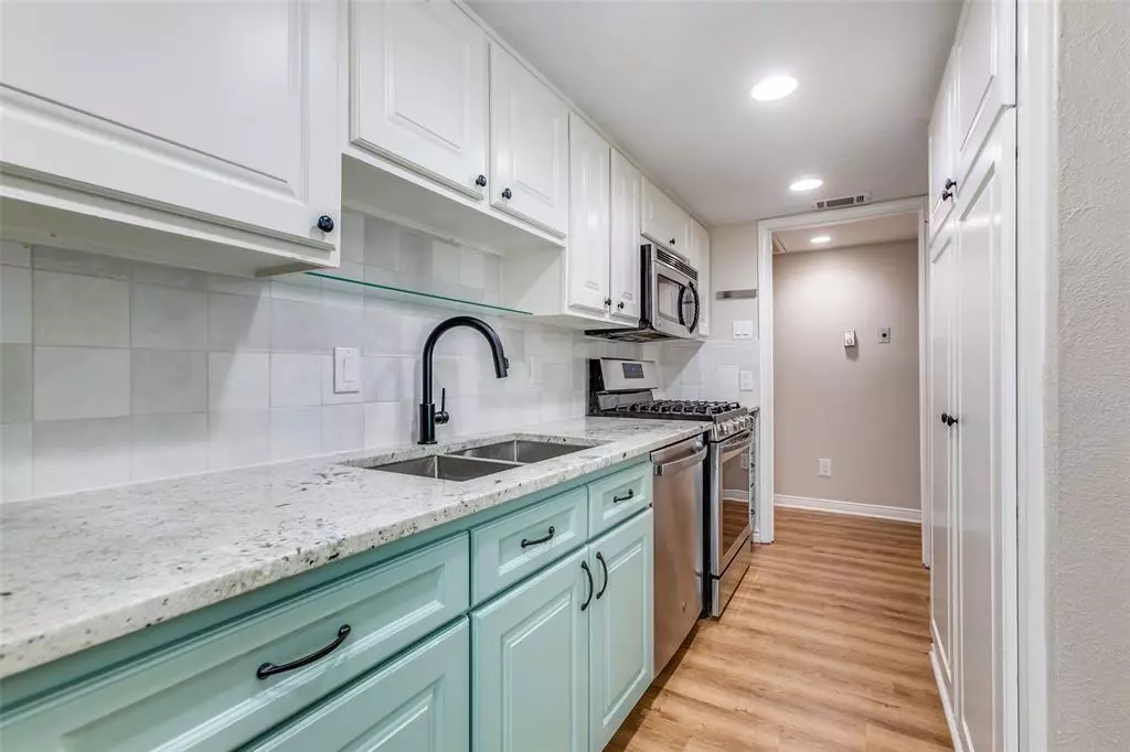 Dallas, TX 75248,15930 Stillwood Street #1069
