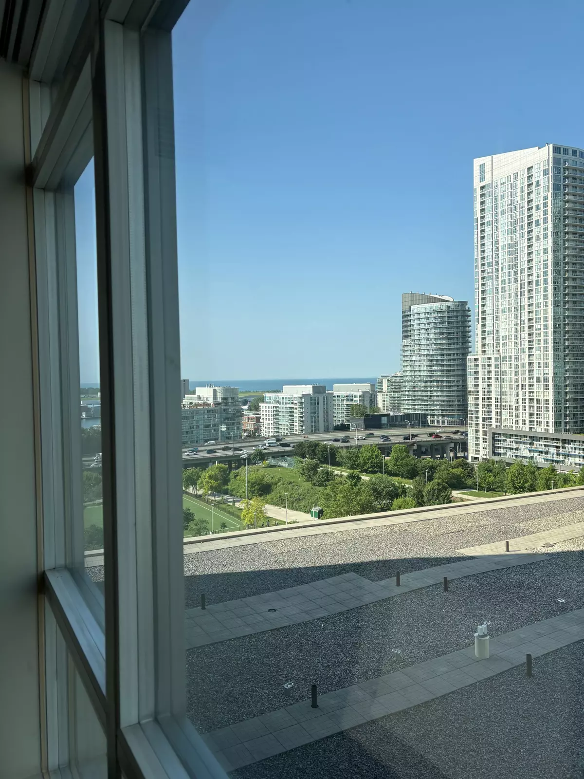 Toronto C01, ON M5V 4B3,10 Capreol CT #1501