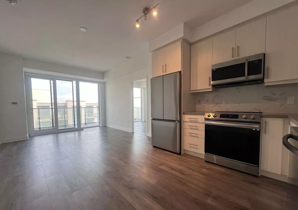 Richmond Hill, ON L4B 0H6,105 Oneida CRES #1107