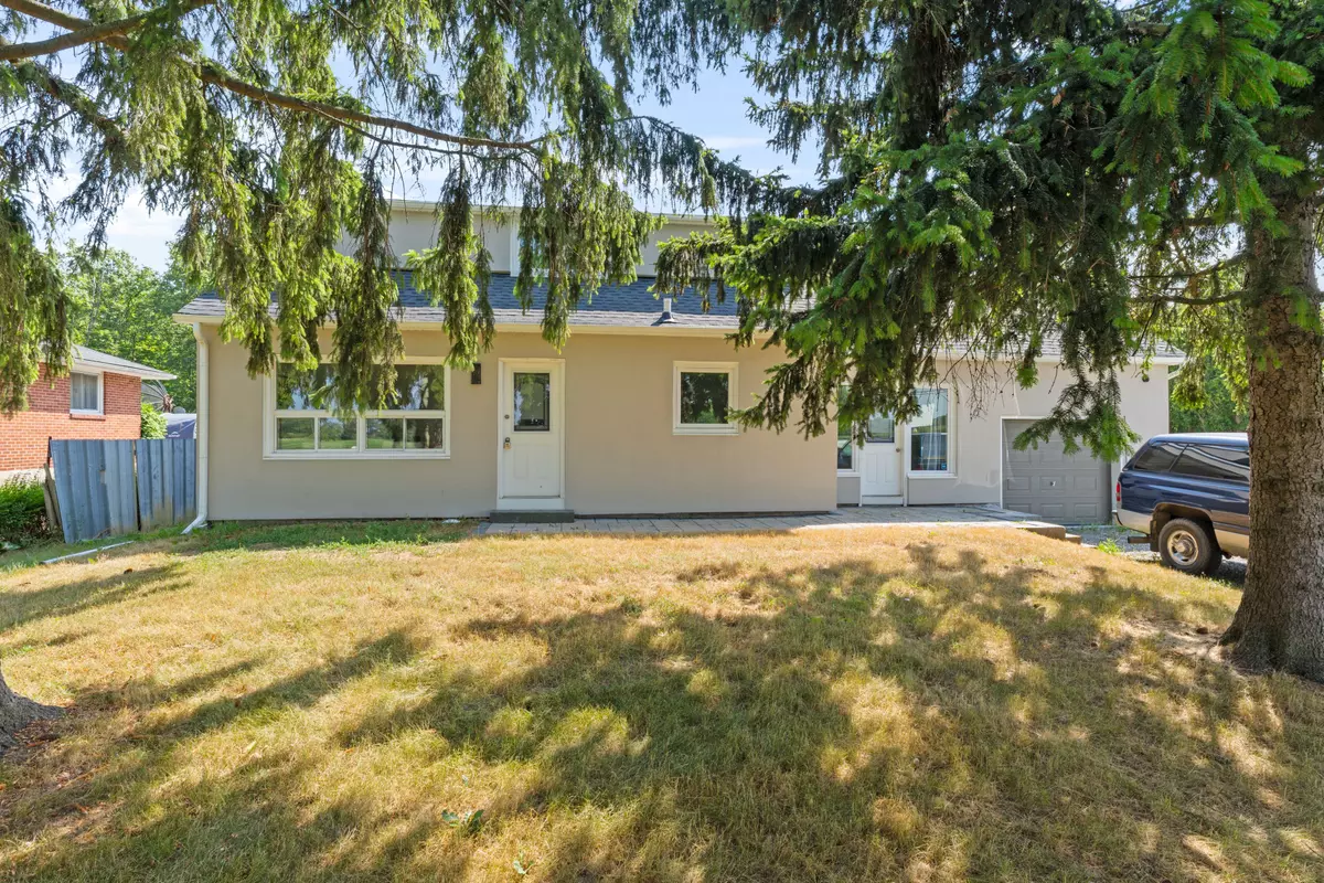 Hamilton, ON L8J 2W4,100 Green Mountain RD E