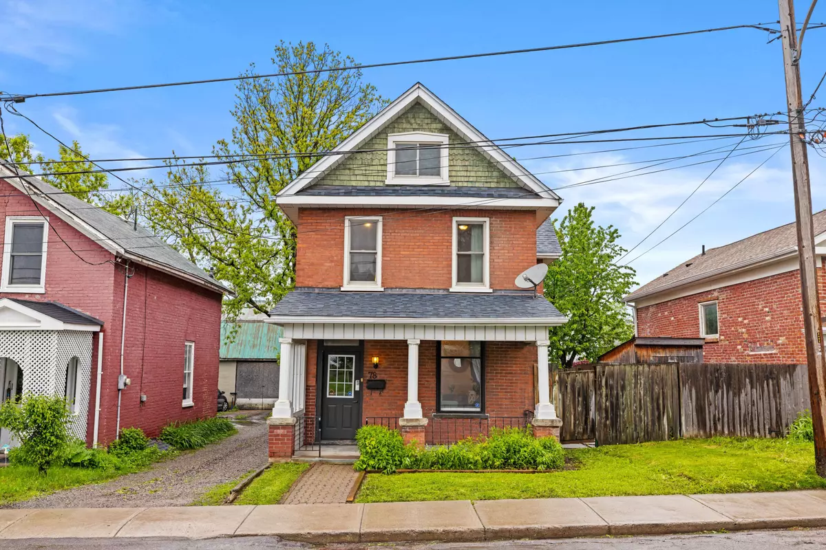 Peterborough Central, ON K9H 2V7,78 McDonnel ST