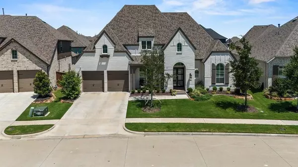1821 Sampson Lane, Aubrey, TX 76227