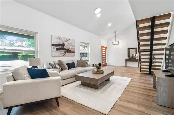 Dallas, TX 75248,15712 Terrace Lawn Circle