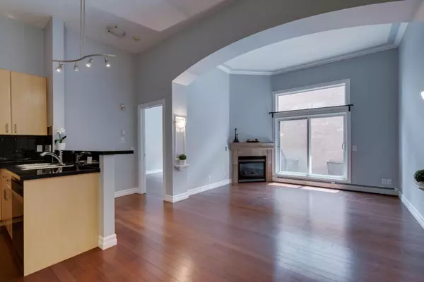 Calgary, AB T2R 1R8,881 15 AVE SW #310