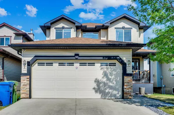 612 Luxstone LNDG Southwest, Airdrie, AB T4B3L2