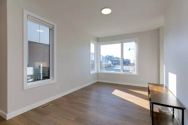 Calgary, AB T3J 2G8,126 Homestead BLVD NE