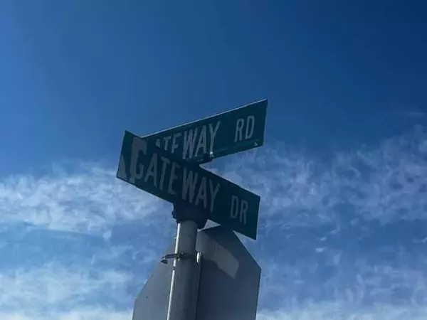 Airdrie, AB T4B 0J6,524 Gateway RD NE