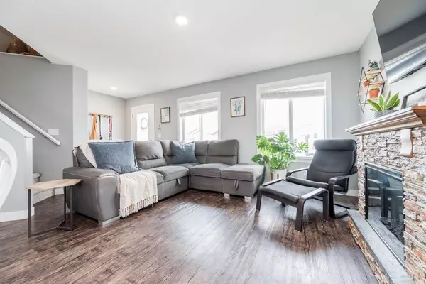 Clairmont, AB T0H 0W3,9515 112 AVE #C