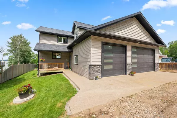 Greenstreet, SK S9V 0X7,214 Hill AVE