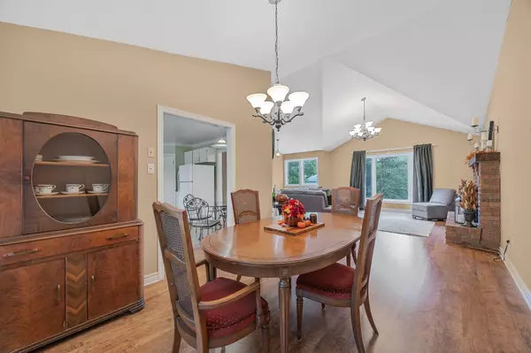 Wasaga Beach, ON L9Z 1B1,49 BIRCHWOOD TRL