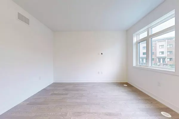 Mississauga, ON L5G 0C6,1075 Douglas Mccurdy Comm N/A #147