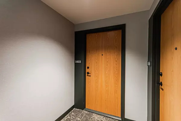 Mississauga, ON L5L 1W8,2495 Eglinton AVE W ##1603