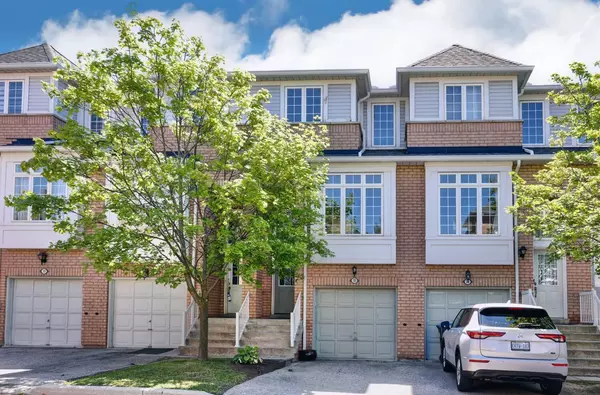 Mississauga, ON L5B 4L3,280 Hillcrest AVE #37