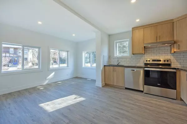 London South, ON N6C 3Y3,241 Ridout ST S #1
