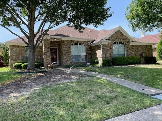 7314 Kingston Drive, Rowlett, TX 75089