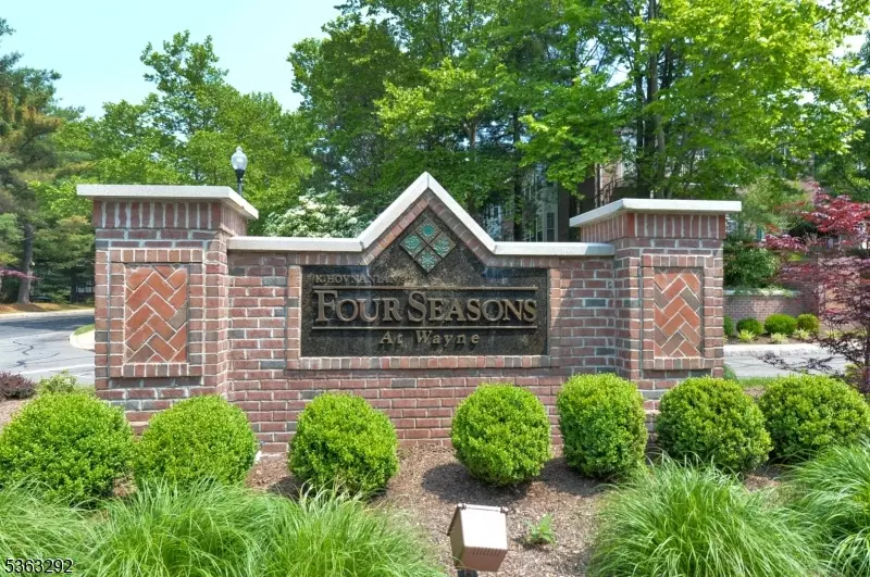 103 Four Seasons Dr. Bldg 1 #103, Wayne Twp., NJ 07470