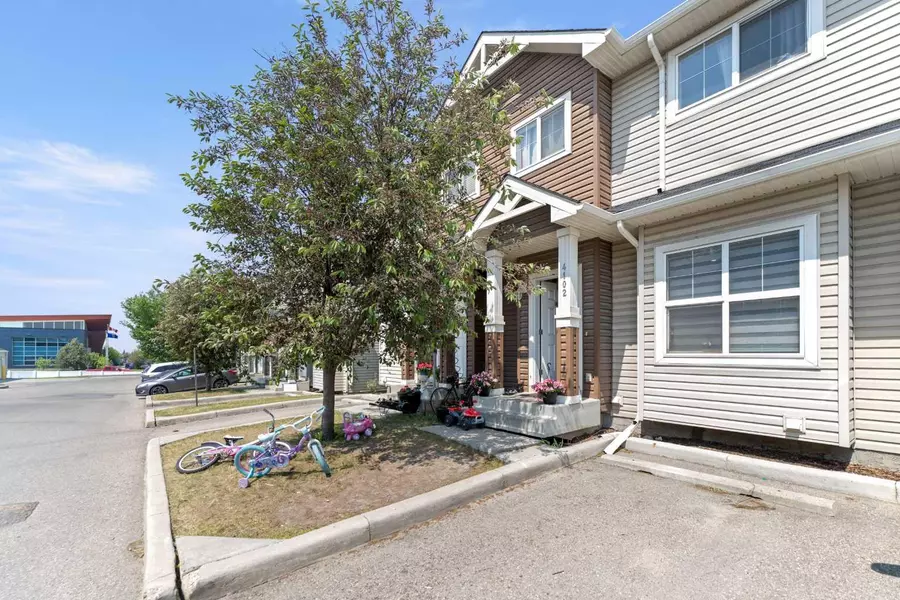 111 Tarawood LN NE #4102, Calgary, AB T3J0G9