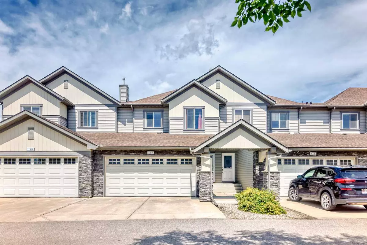 Airdrie, AB T4B 3C7,100 Coopers Common Southwest #116