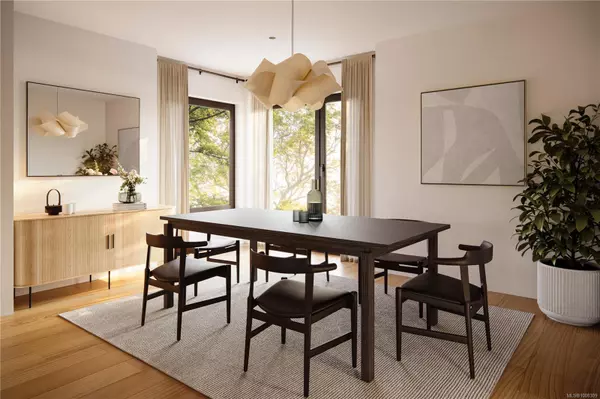 Victoria, BC V8S 4H8,907 Redfern Rd W #W1