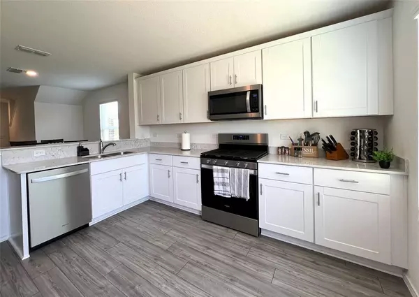 Pilot Point, TX 76258,14020 Earlham Street