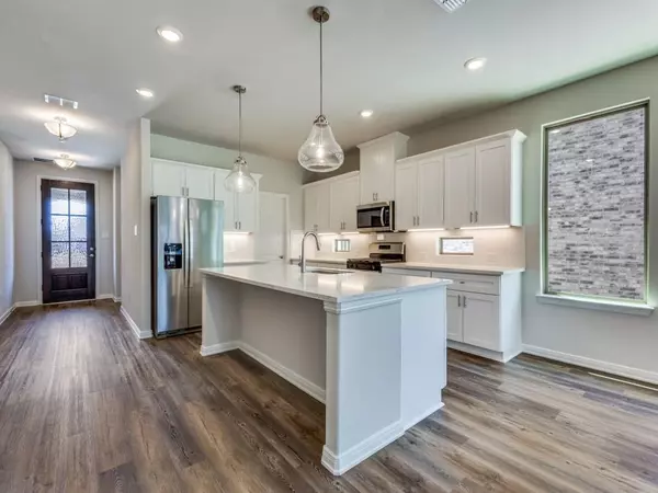 Van Alstyne, TX 75495,1844 Rosedale Avenue