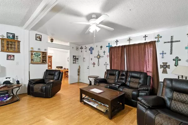 Eastland, TX 76448,800 Highway 2214 #A