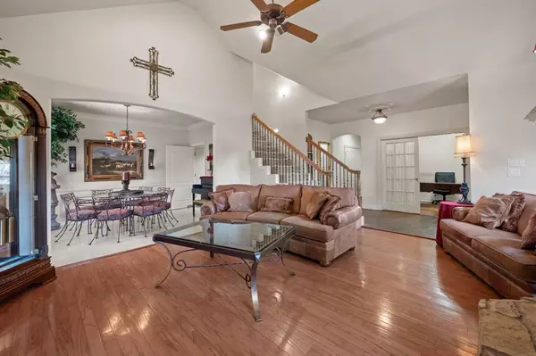 Flower Mound, TX 75028,2828 Chelsea Lane