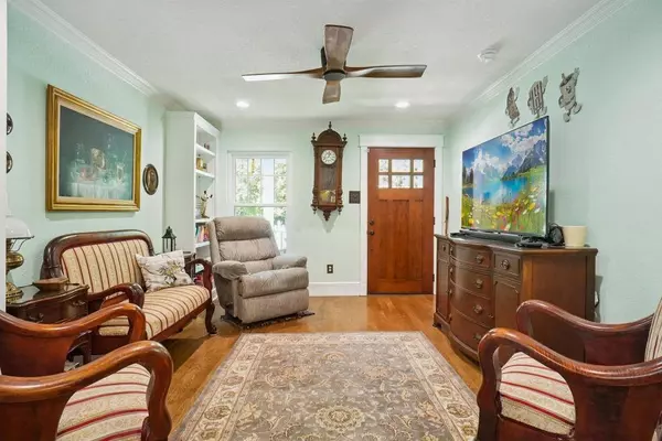 Cleburne, TX 76033,104 S Pendell Avenue