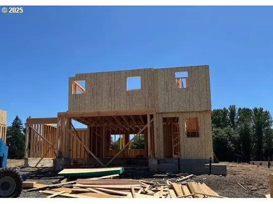 1596 N Millican Creek ST, Lafayette, OR 97127