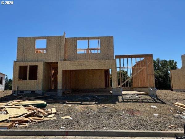 1626 N Millican Creek ST, Lafayette, OR 97127