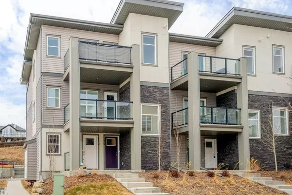 Calgary, AB T3H 6E2,122 Spring Creek Common SW