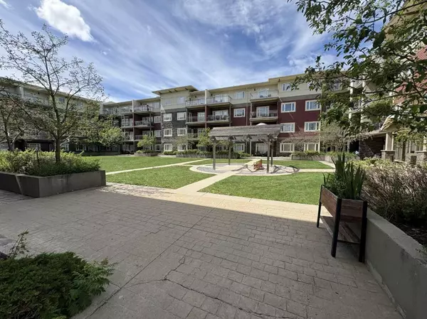 Calgary, AB T2Y3V1,23 Millrise DR SW #418