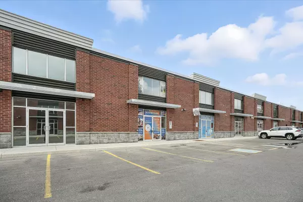 Oshawa, ON L1L 0N8,462 Taunton RD W #25 - Office 1