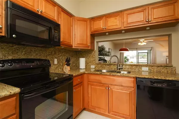 Weston, FL 33326,16749 Hemingway Dr #16749