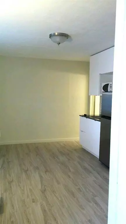 Fort Lauderdale, FL 33305,1100 NE 18th Ct #1-8