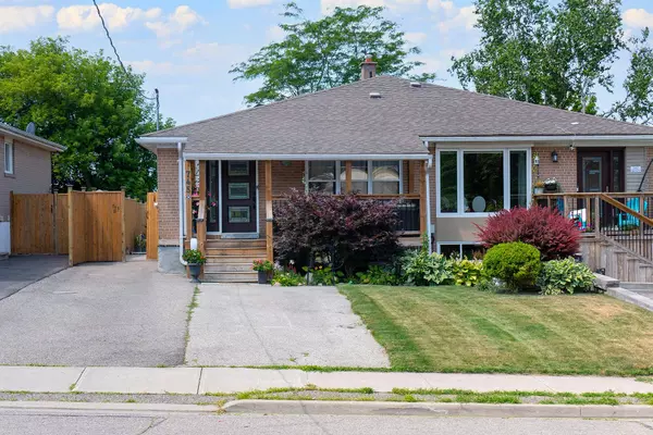 Newmarket, ON L3Y 2Z7,745 Sunnypoint DR