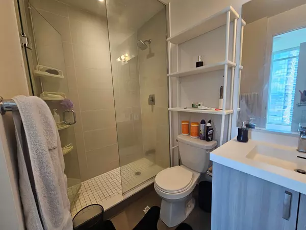 Vaughan, ON L4K 0K2,7895 Jane ST #LPH11