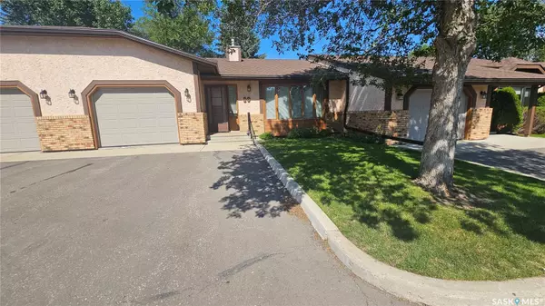 310 Kingsmere BOULEVARD #30, Saskatoon, SK S7J 4S4