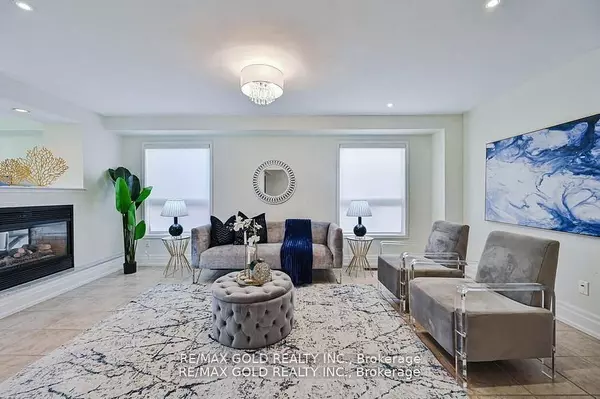 Brampton, ON L6R 2M9,8 Willow Park DR