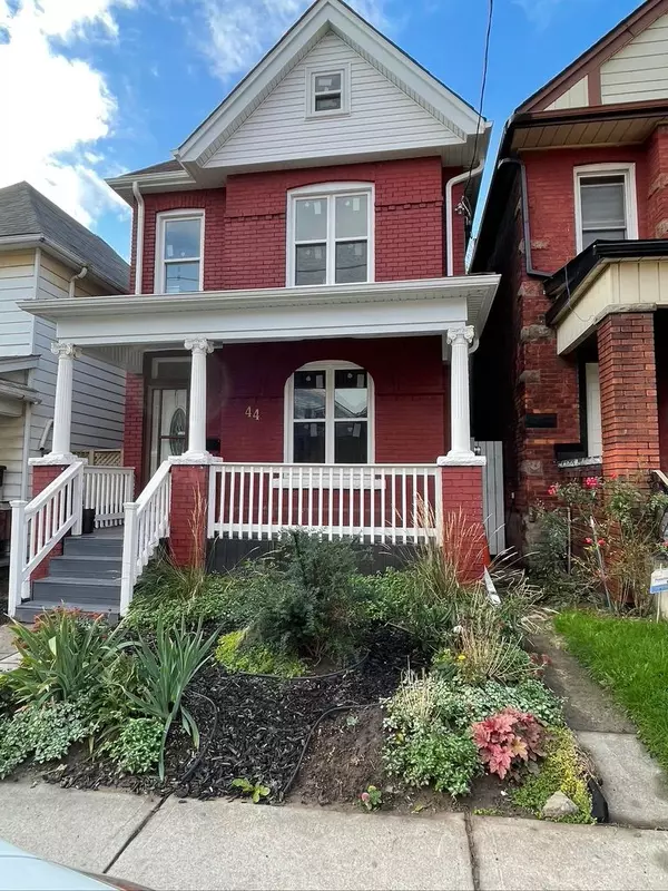 44 Bristol ST, Hamilton, ON L8L 2V1
