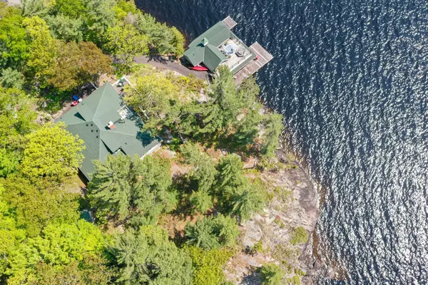 1869 Muskoka 118 RD W #8, Muskoka Lakes, ON P1L 1W8