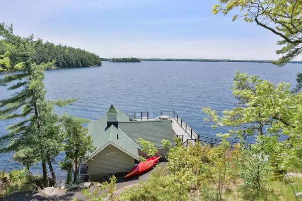 Muskoka Lakes, ON P1L 1W8,1869 Muskoka 118 RD W #8