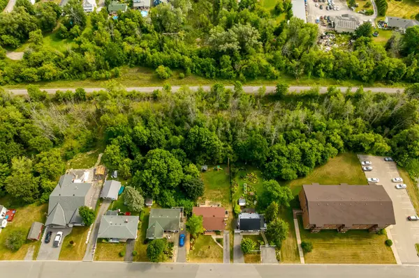 Mississippi Mills, ON K0A 1A0,267 Ann ST