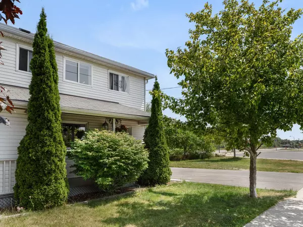 414 Alexandria DR, Cobourg, ON K9A 5T1